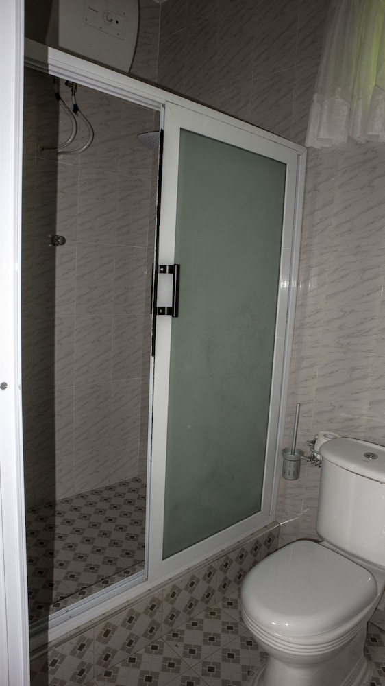 Grand Star Hotel 38/42