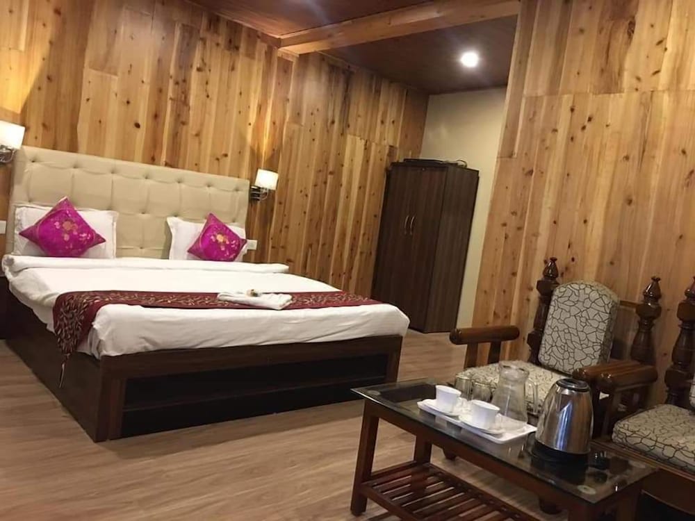 Hotel Oak Ridge Gangtok 11/17