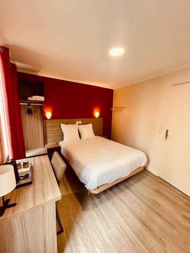 ROOM, SINGLE