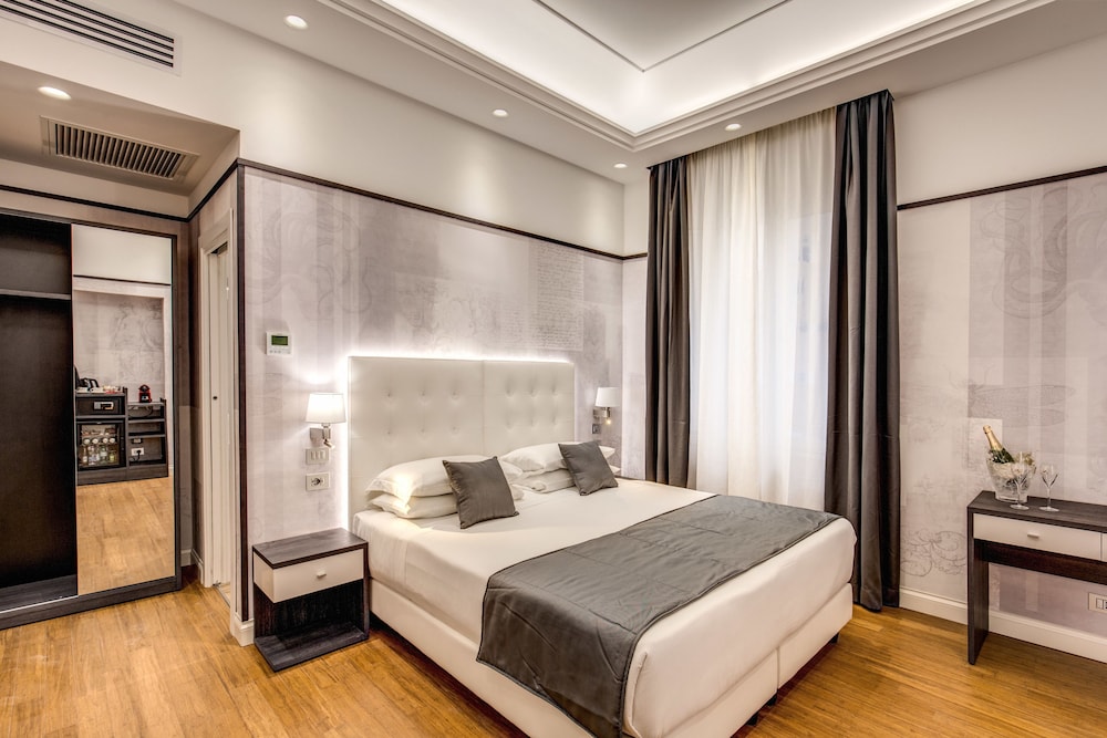 THE LIBERTY BOUTIQUE HOTEL 15/62