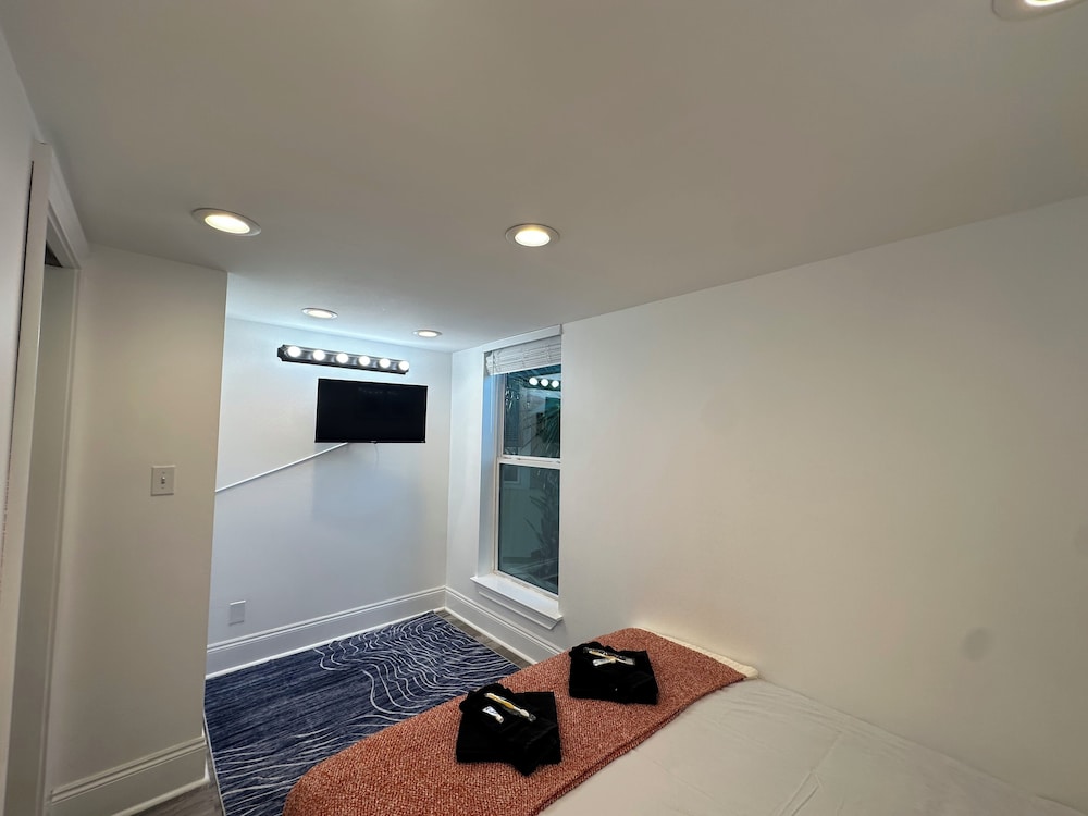 30 A Suites 47/79