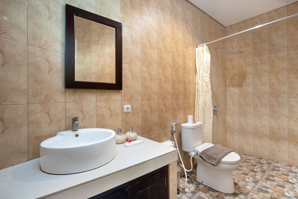 Hotel Arsa Santhi Nusa Penida 50/50