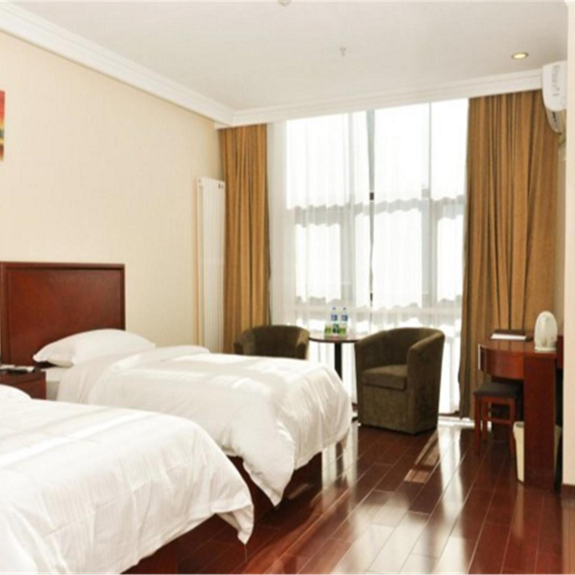 GreenTree Inn Chengde Railway Station Southeast Chengde Century City Business Hotel 27/60