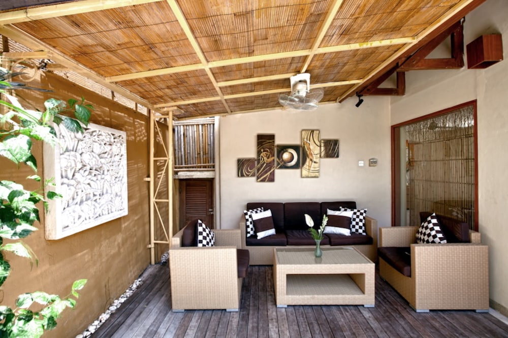 Villa Seriska Seminyak Bali 6/50