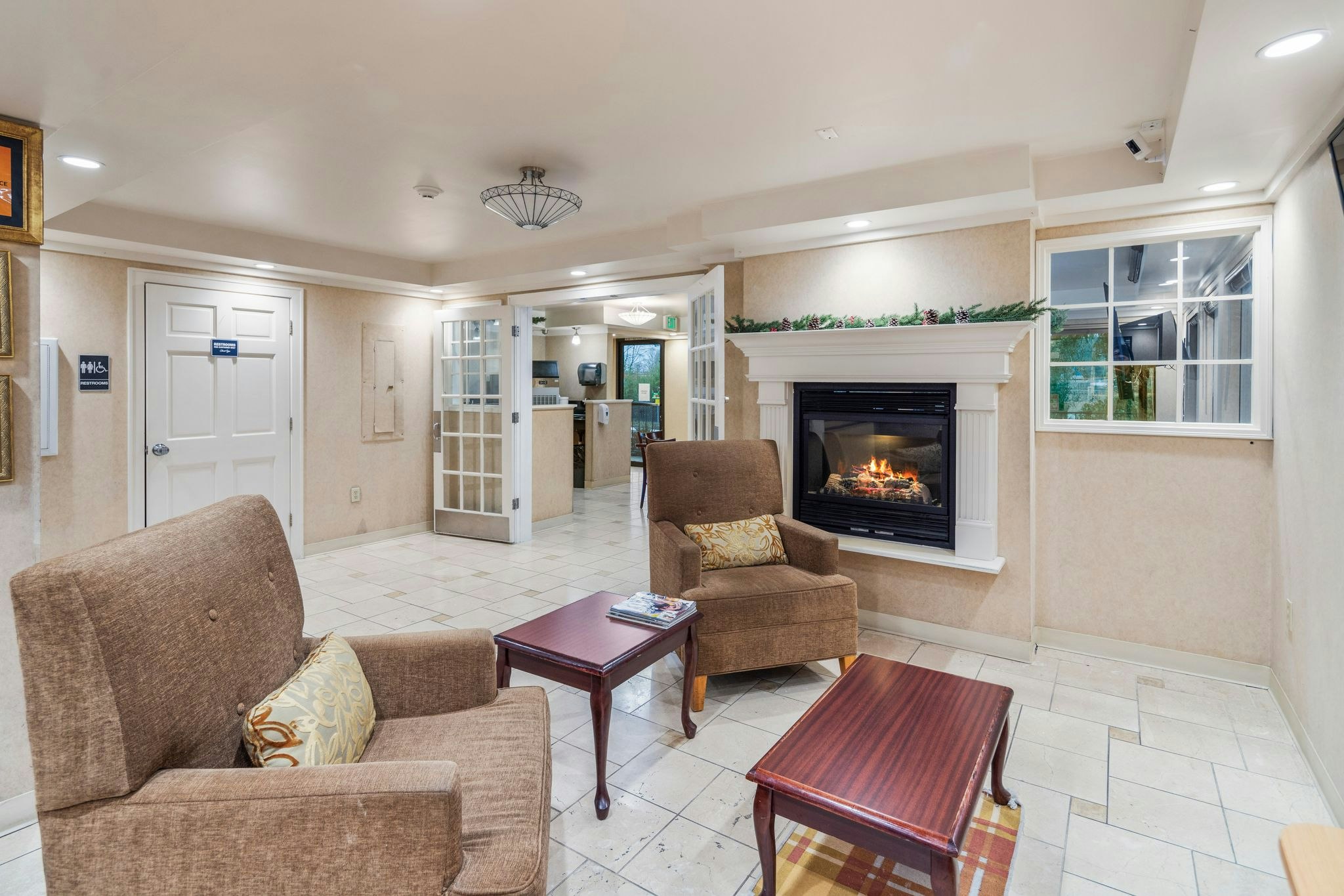 Inn at Lake Washington By OYO I-405 21/27