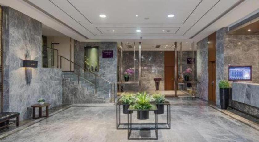 Yitel (Shanghai Hongqiao Linkong Industrial Park, Songhong Road Metro Station) 20/50