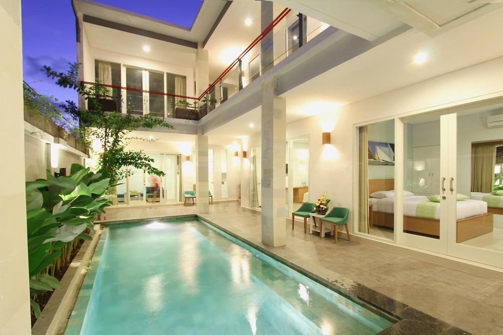 Apple Suite Apartment 35/56