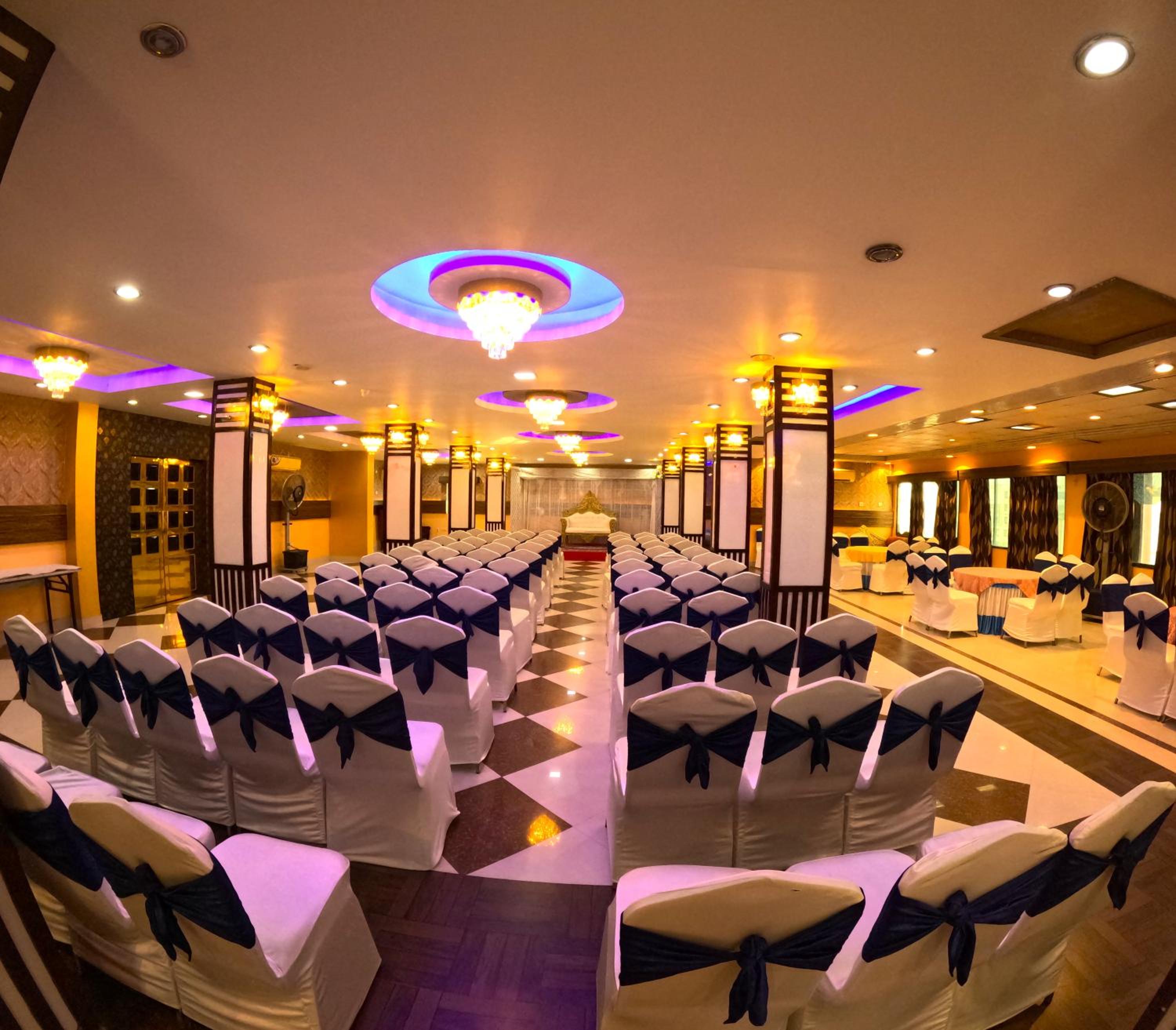 Hotel Corporate Inn 19/22