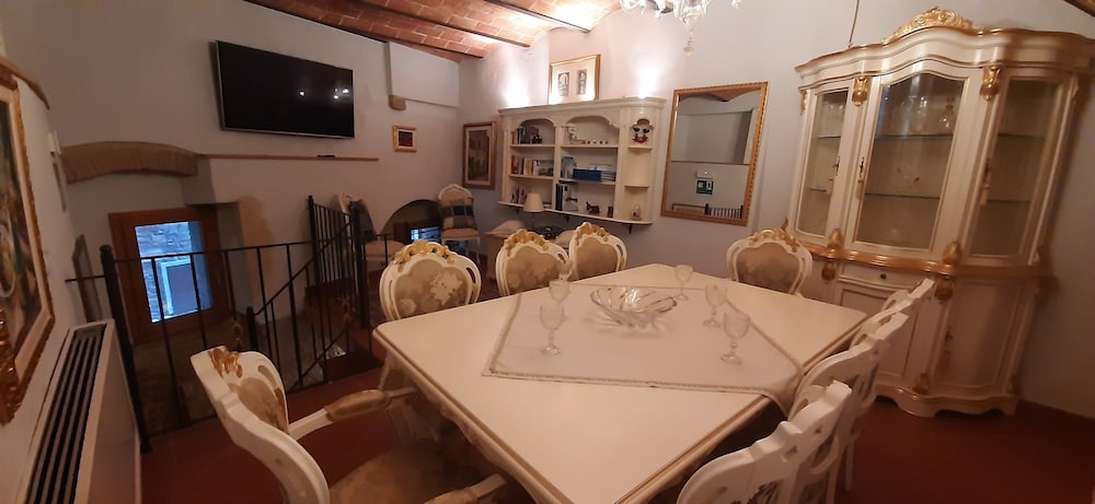 Hotel Volterra In 42/65