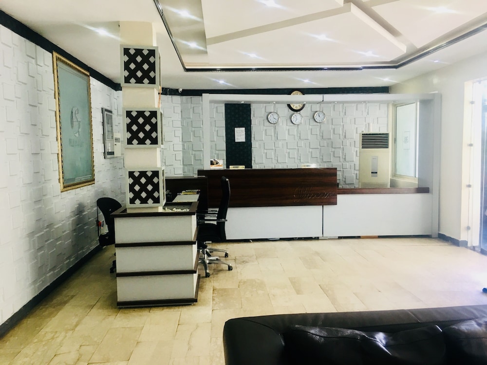 Pelican Hotel Lekki 4/43