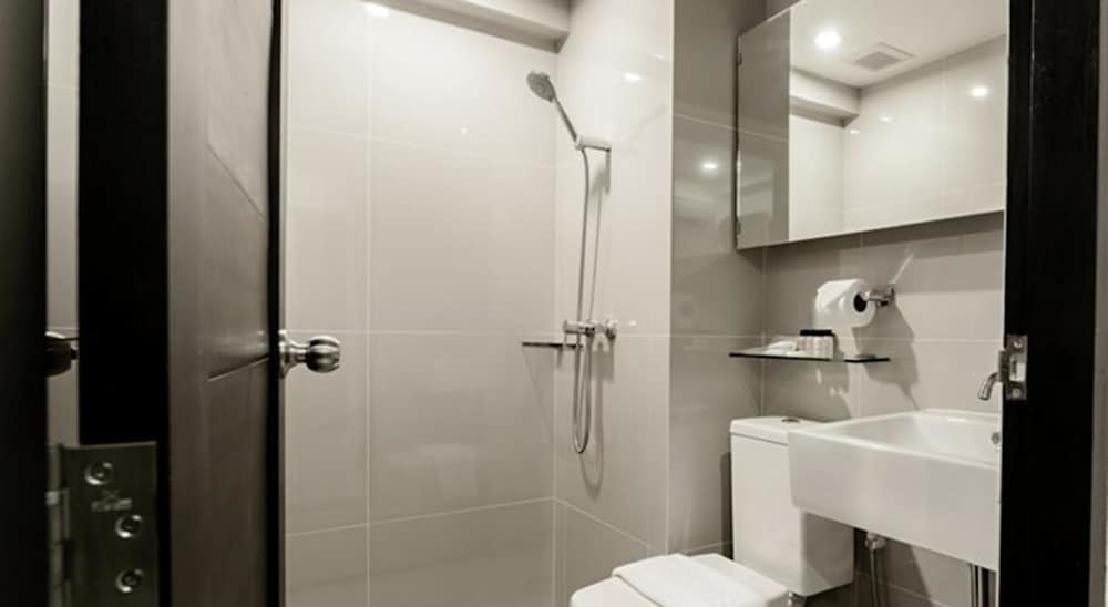UMA Residence 13/56