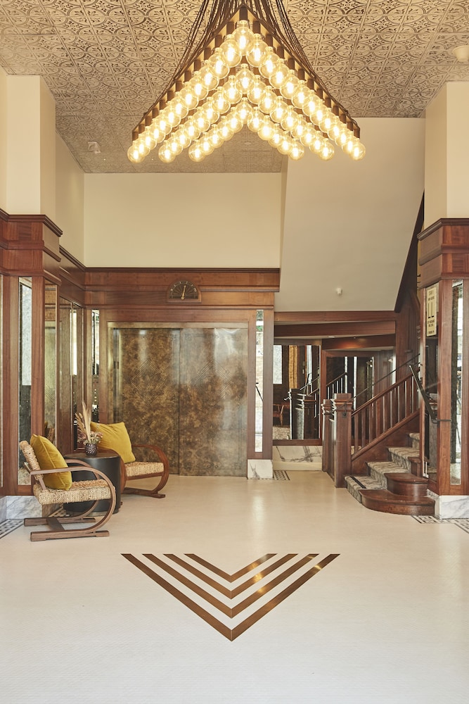 Venice V Hotel 3/50