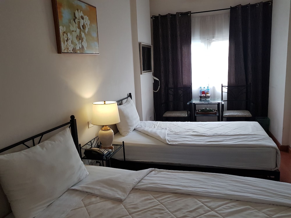 Memory Hotel 28/65