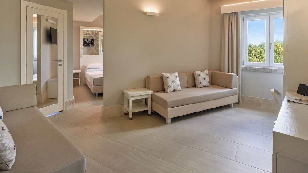 Is Serenas Badesi Resort 33/50