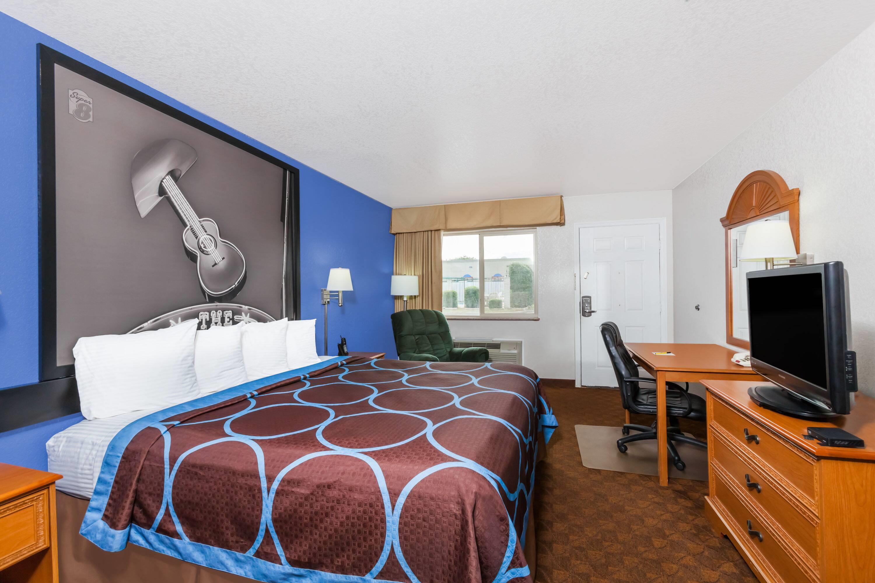 Room, King Bed, Accessible