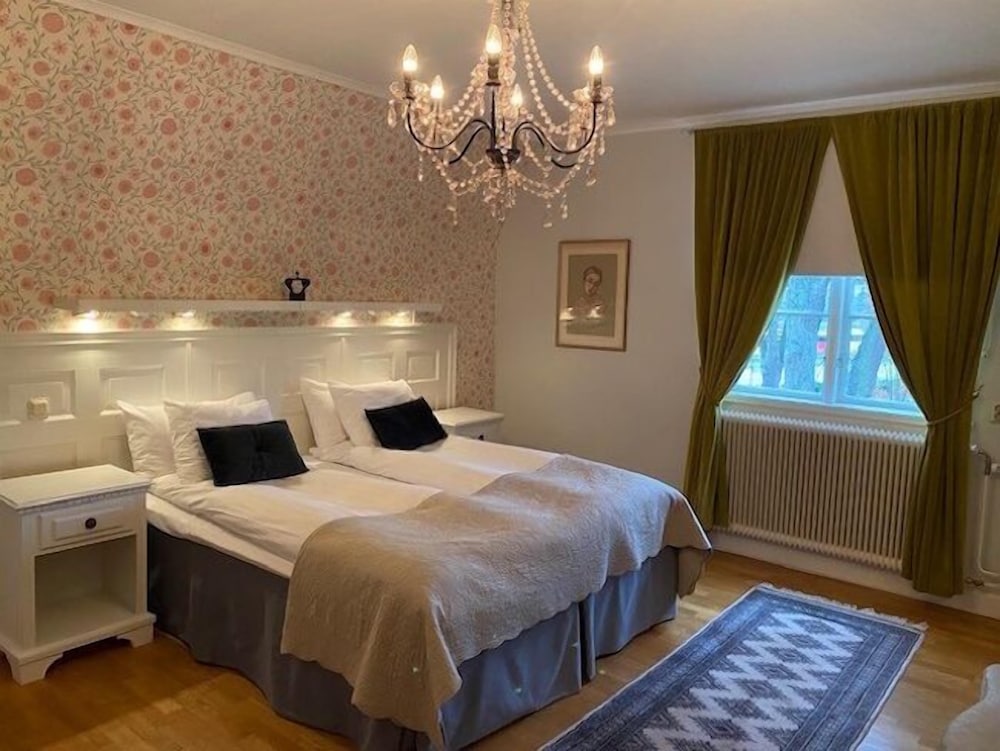 Slottshotellet 19/50