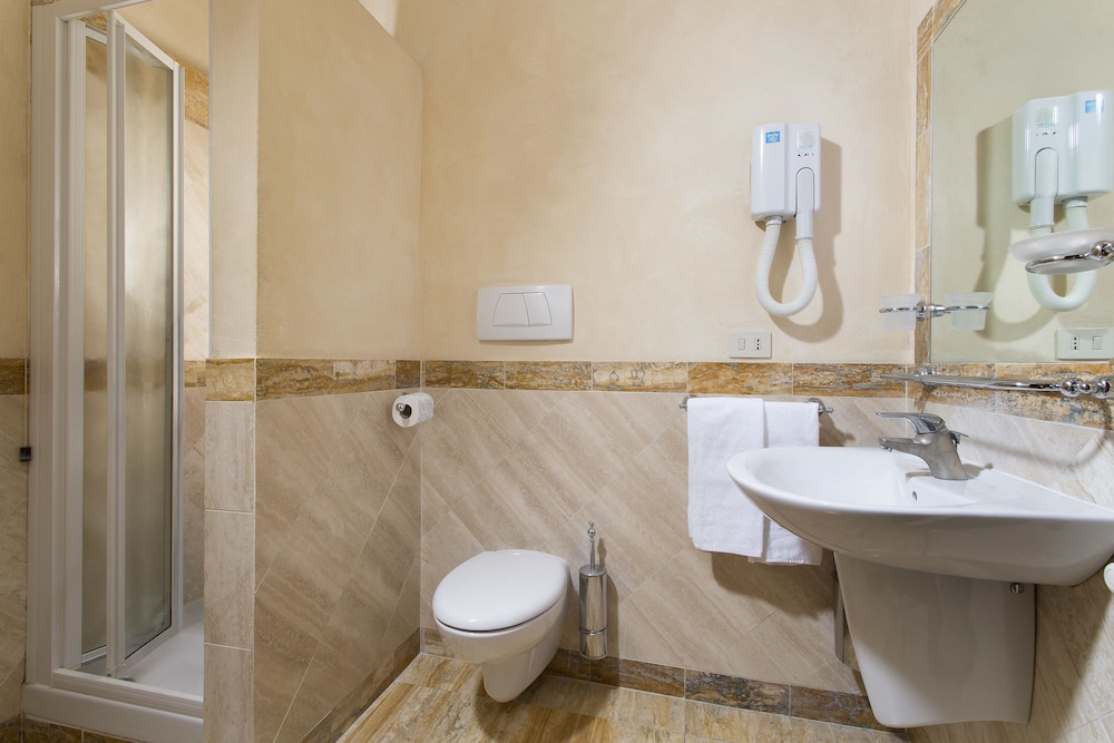 Hotel Teatro Pace 36/50