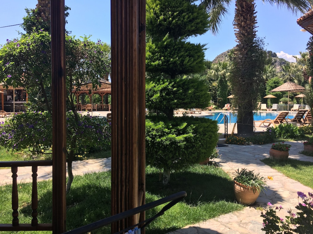 Asur Hotel & Aparts & Villas 36/50