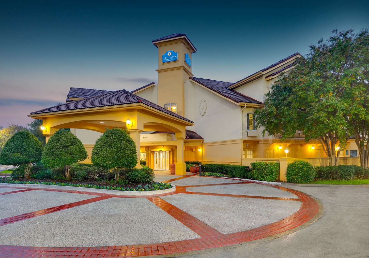 La Quinta Inn & Suites by Wyndham Dallas - Addison Galleria 18/24