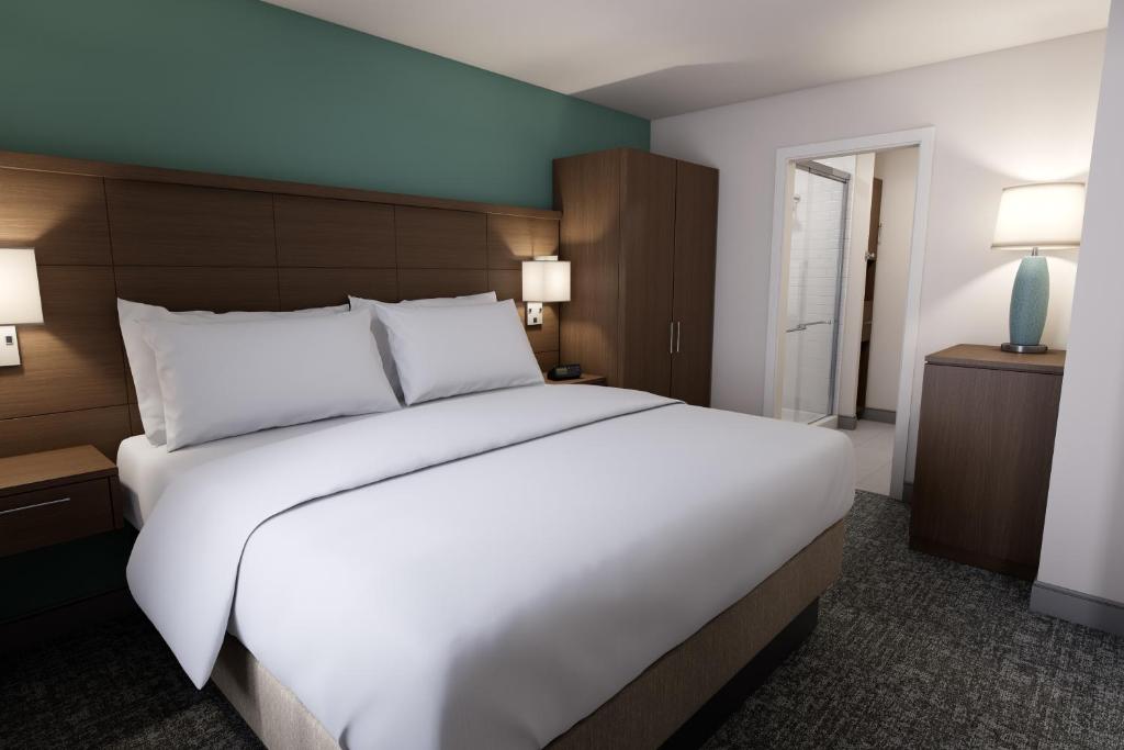 2 Bedrooms, Suite