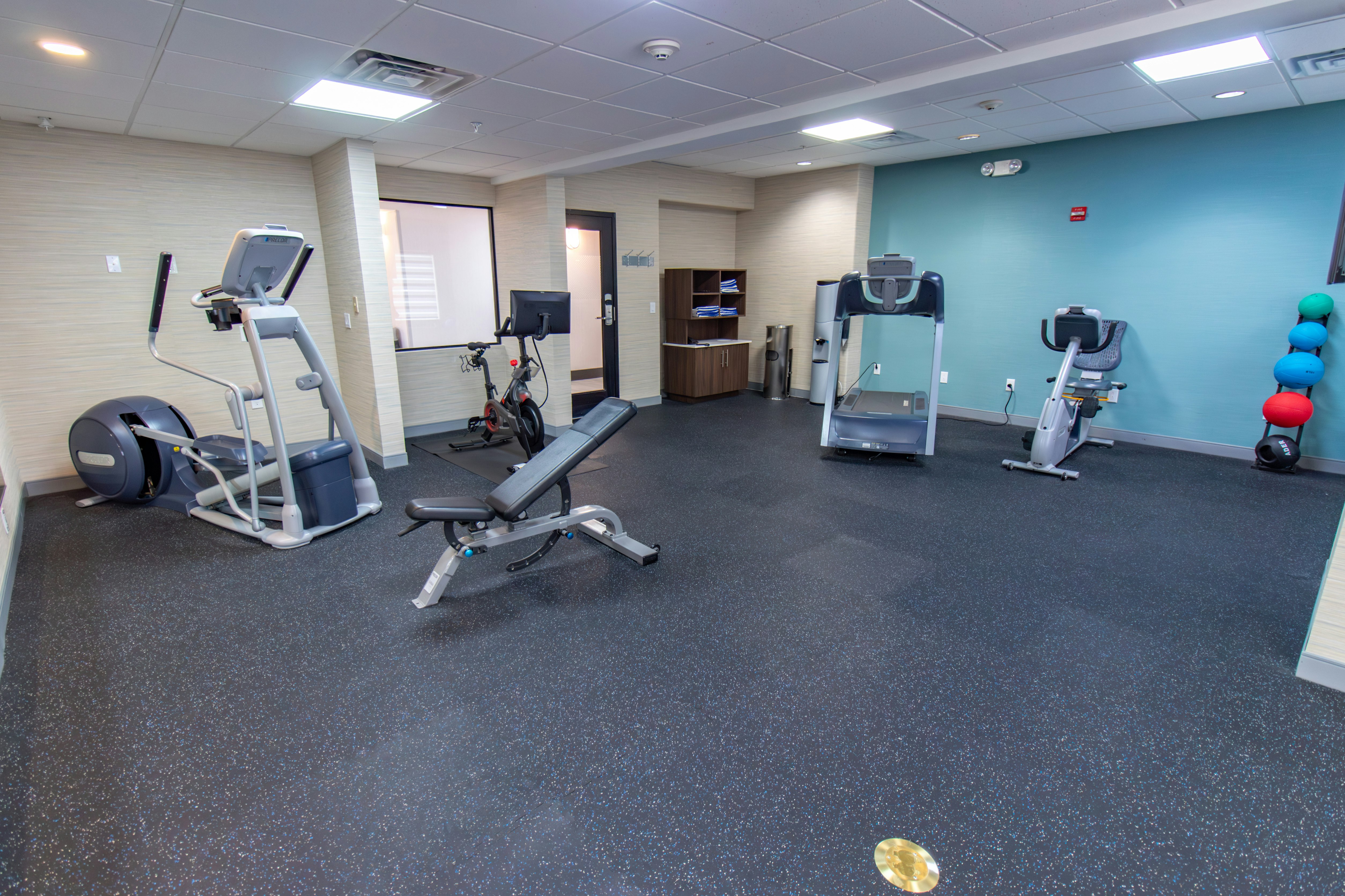 Hampton Inn & Suites Denton 34/59