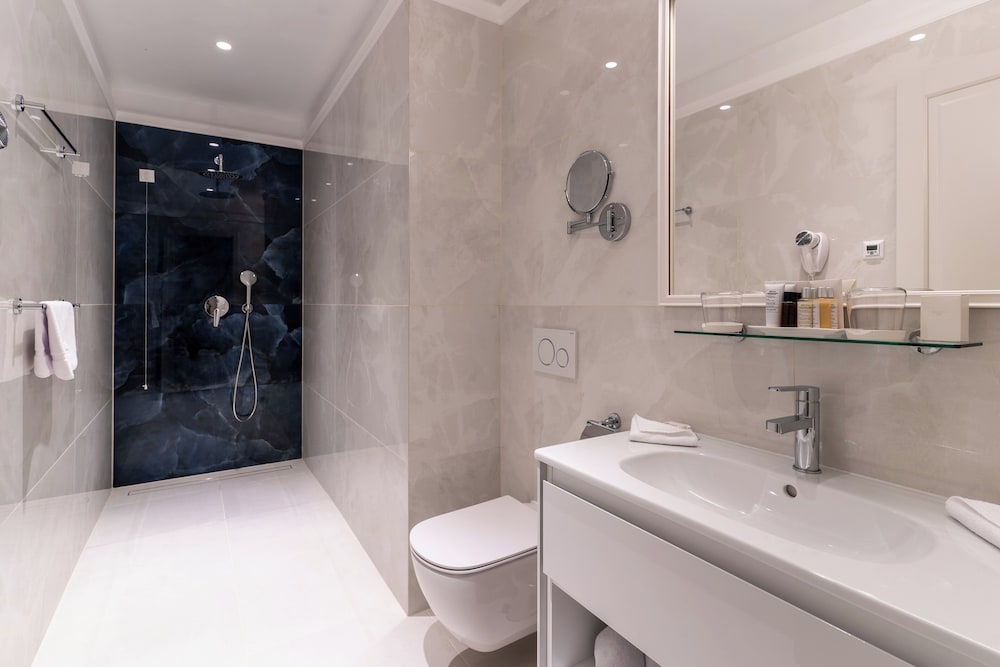 غرفة سوبيريور بسرير كينج، Heritage hotel Santa Lucia 3/3