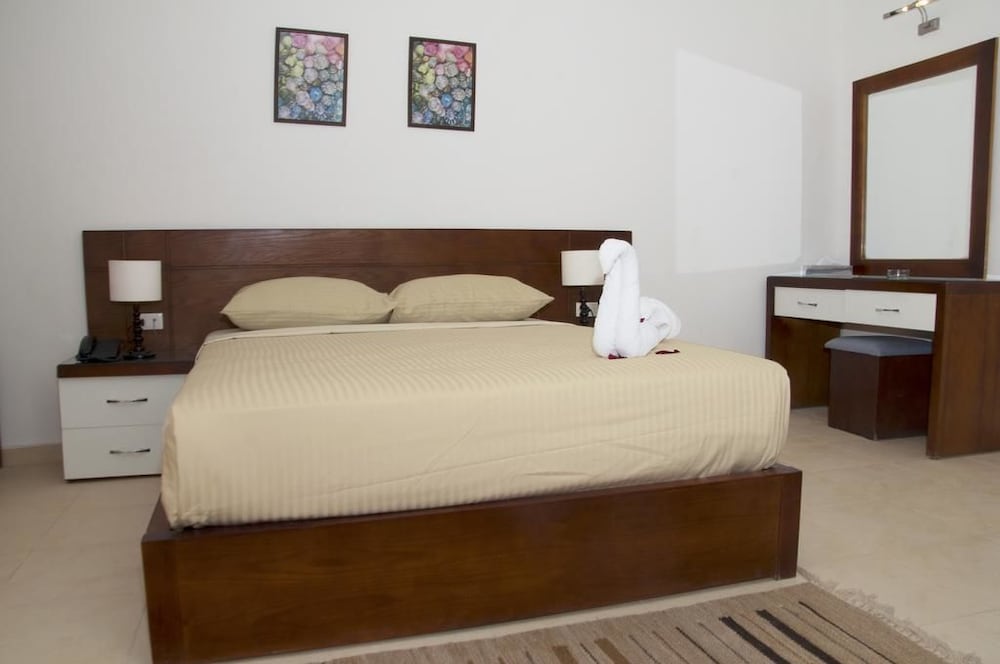 Elaria Hotel 15/68
