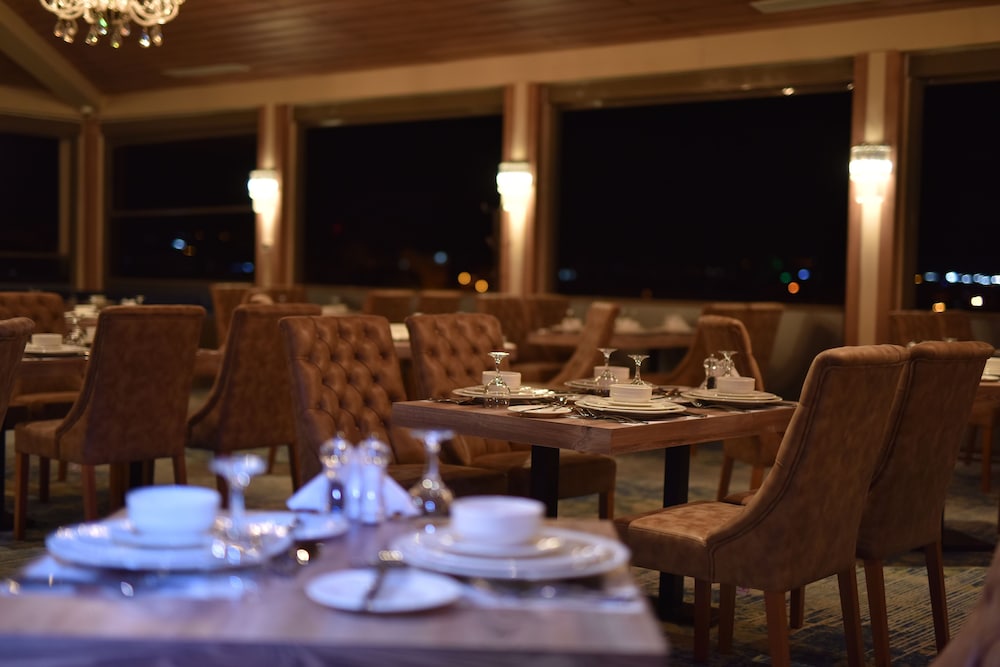 New Karaman Hotel 33/47