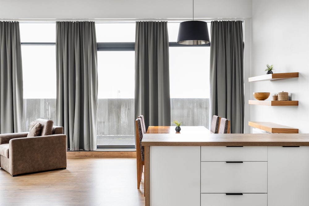 Vik Apartments 7/63