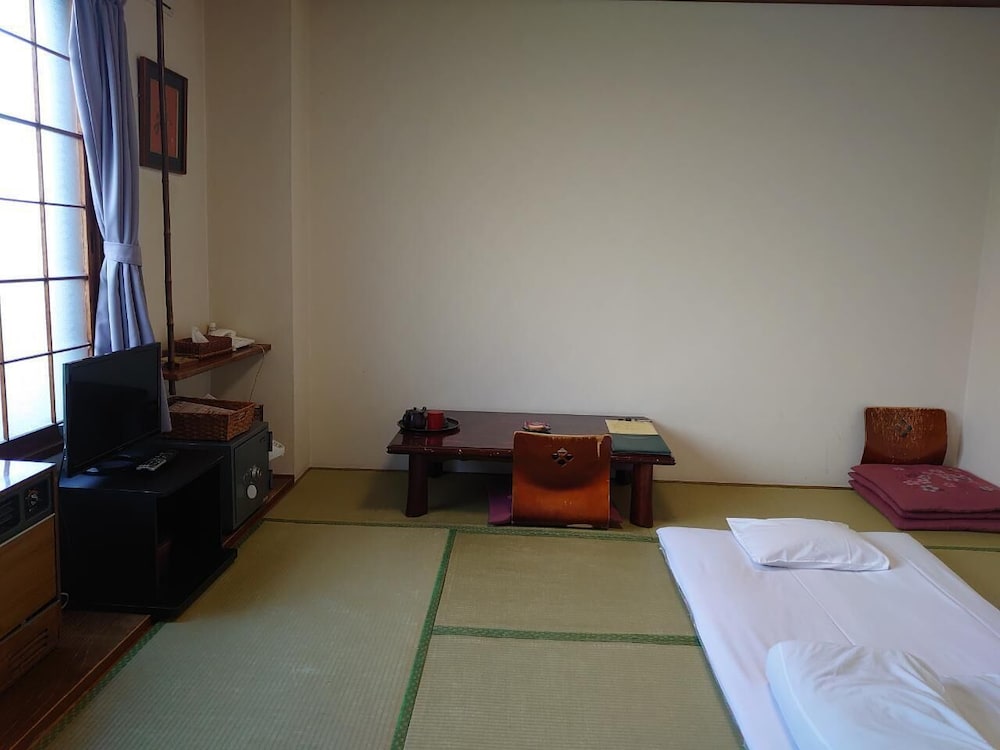 Kojohama Onsen Hotel Izumi 6/47