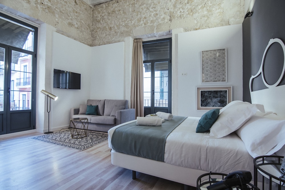 Boutique Alicante Palacete S.Xvii 40/48