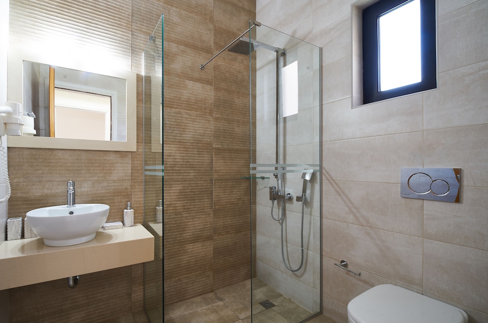 Nanakis Beach Apartments 35/36