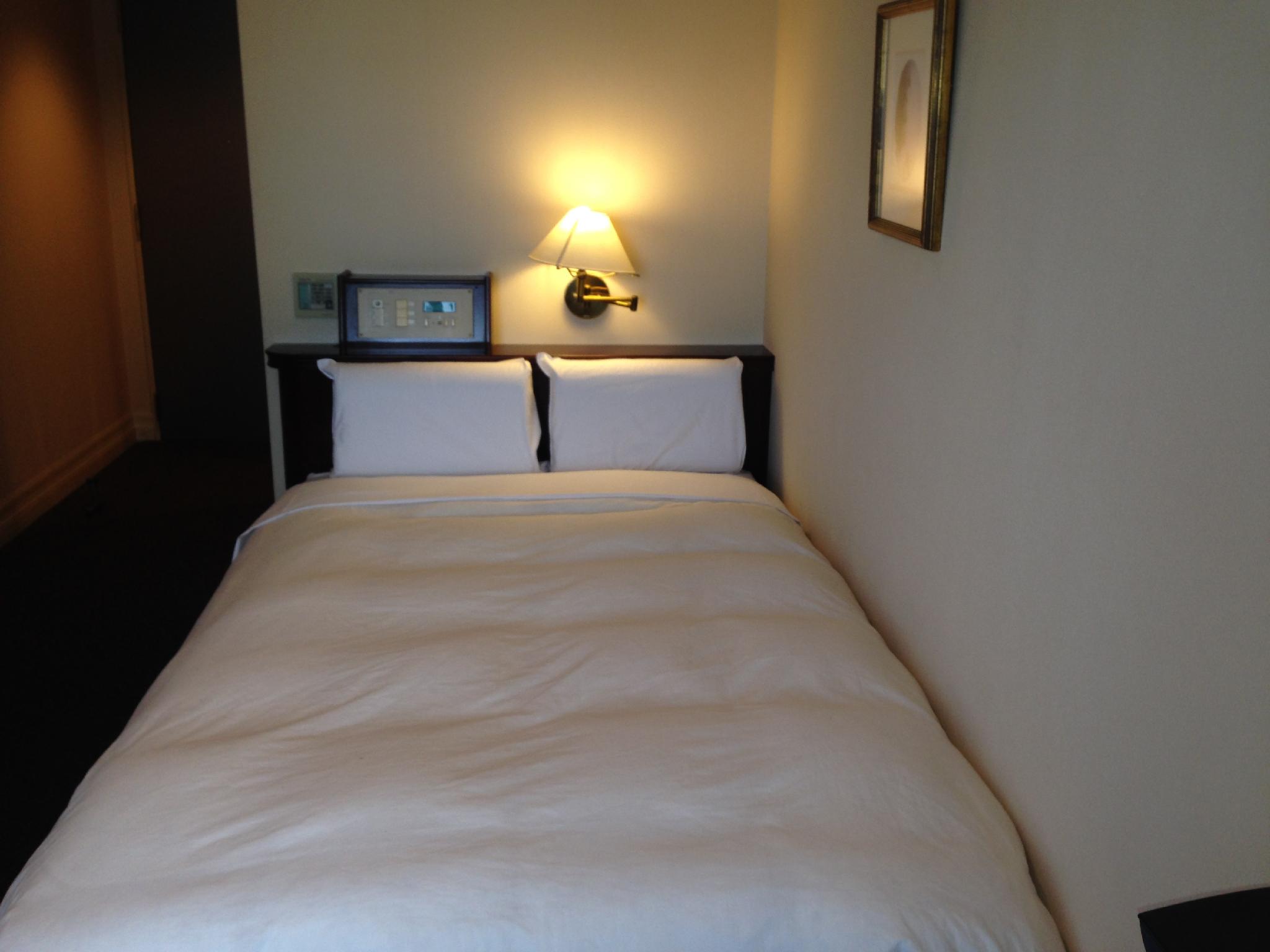 Semi Room, Standard, Semi Double Bed, Smoking