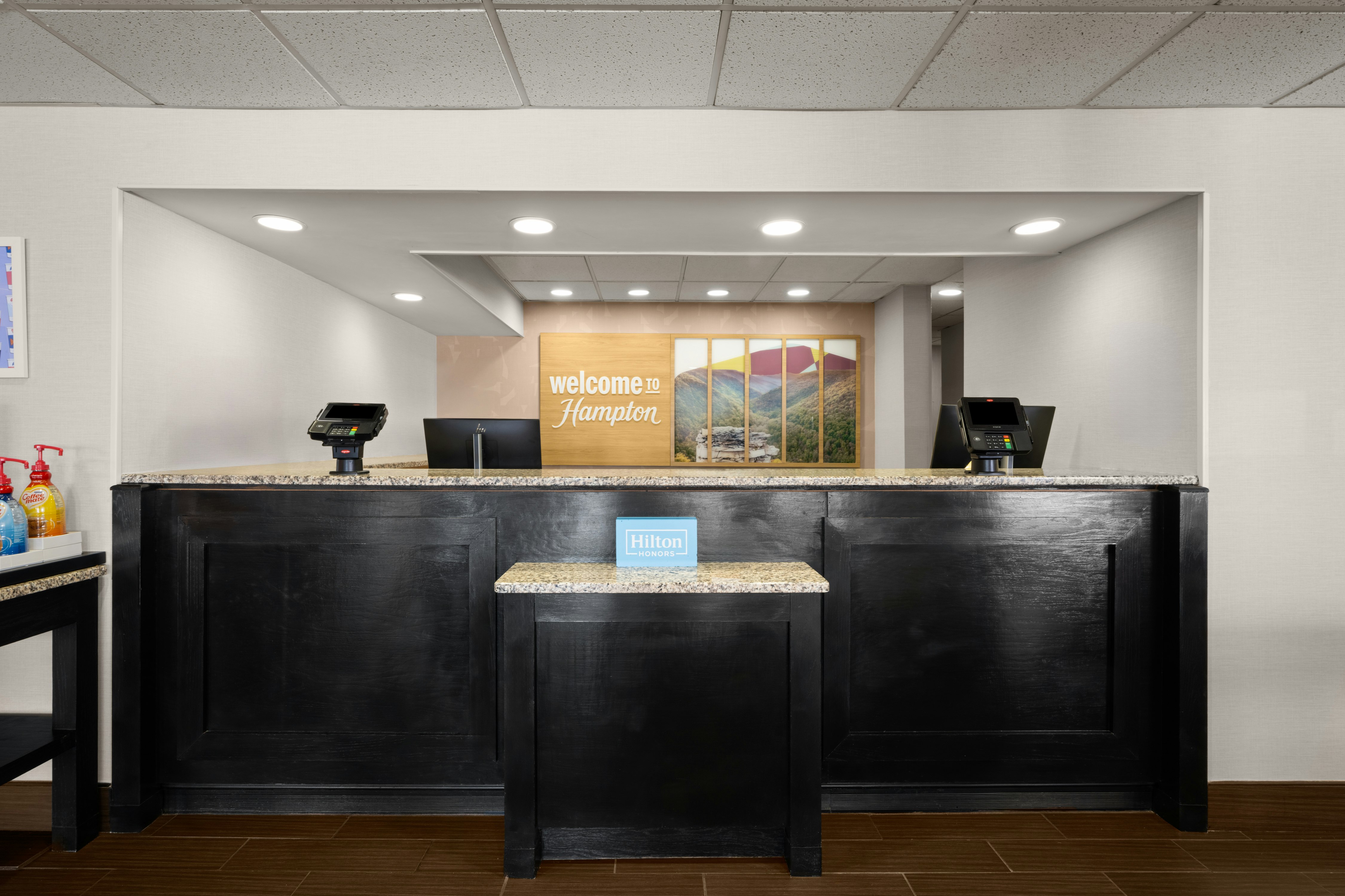 Hampton Inn Winfield/Teays Valley 6/43