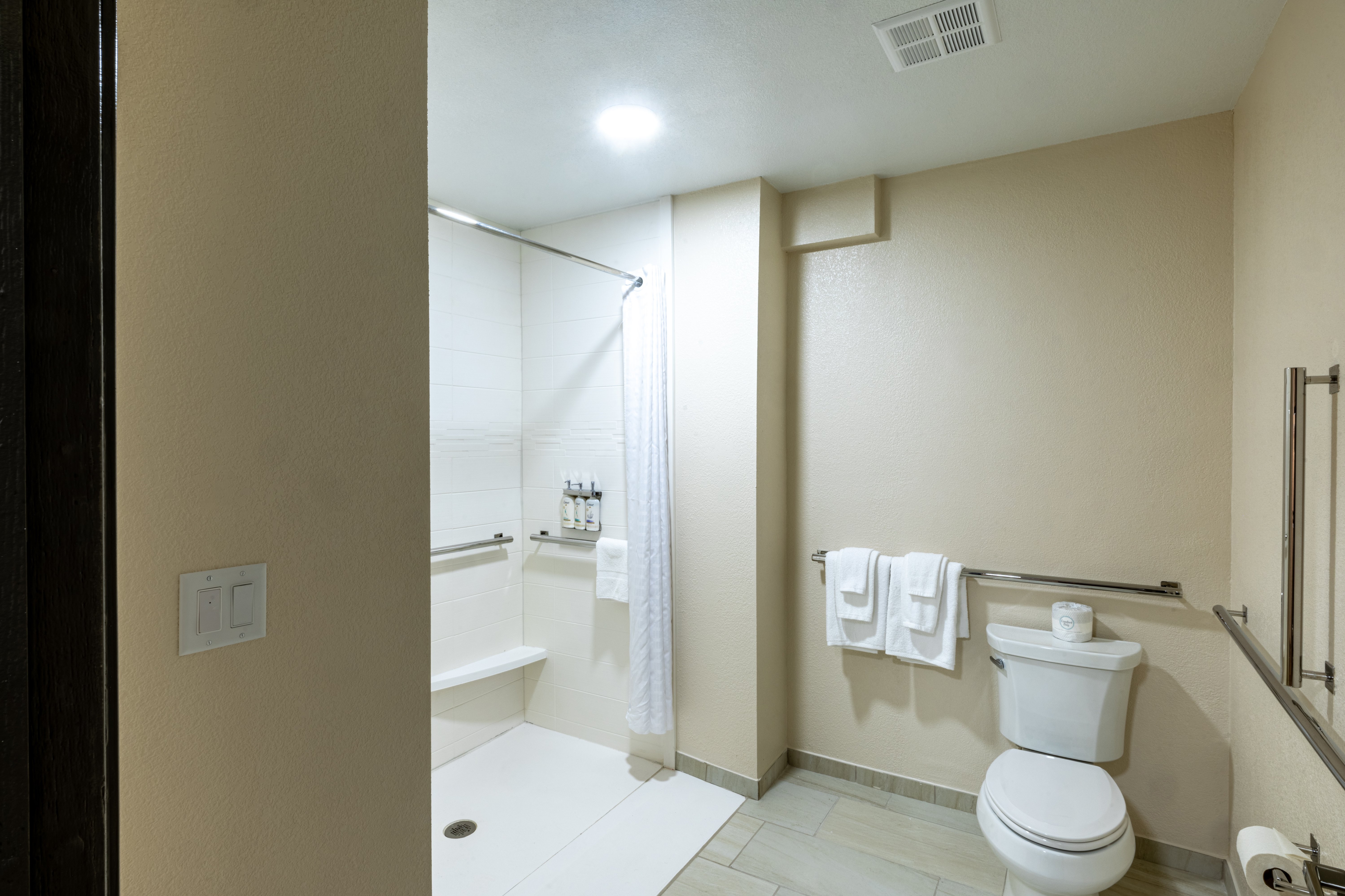 Candlewood Suites Wichita Northwest by IHG 50/54