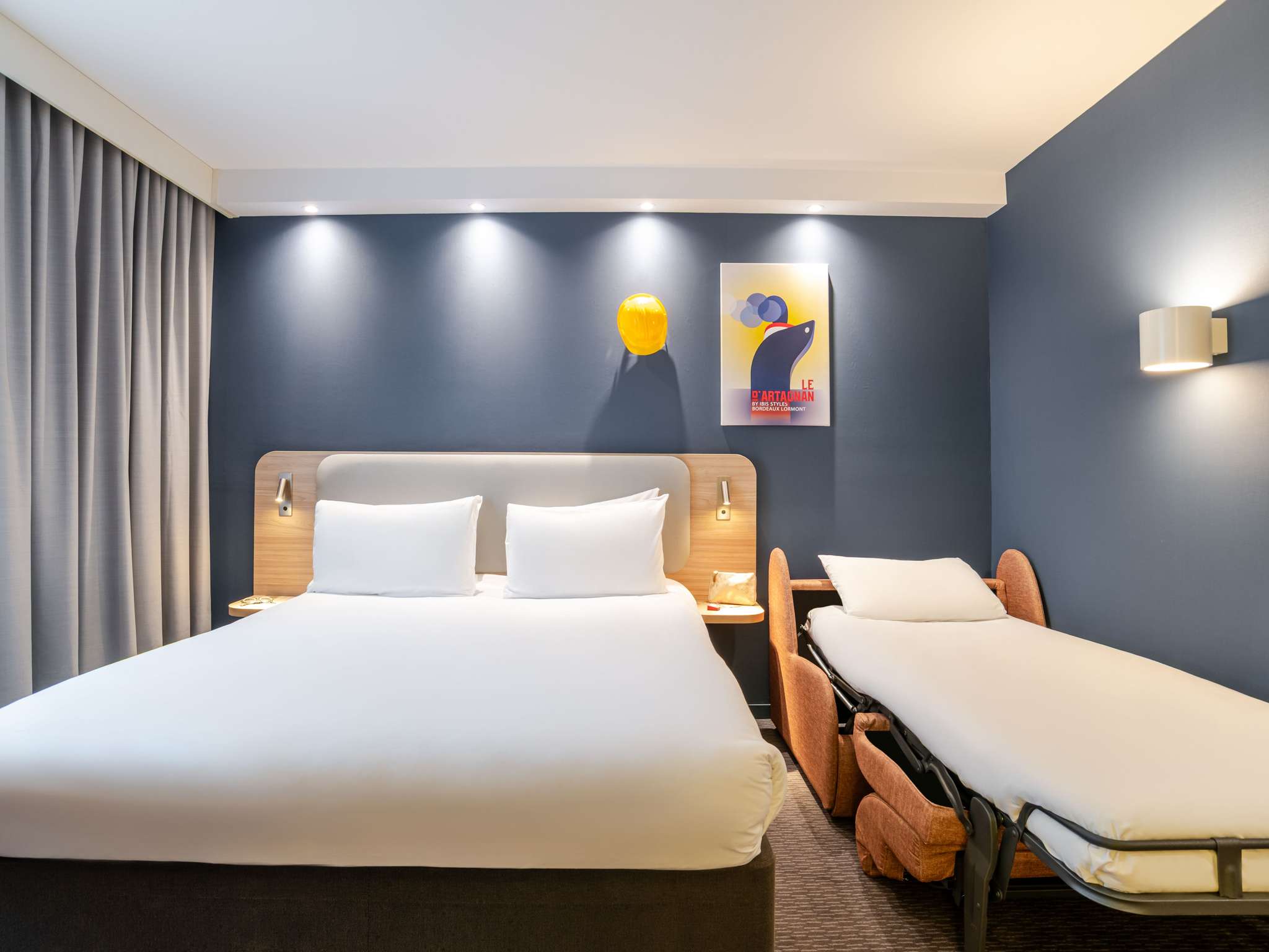 Room, Double Bed