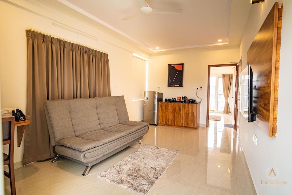 The Auberge Boutique Hotel 17/23