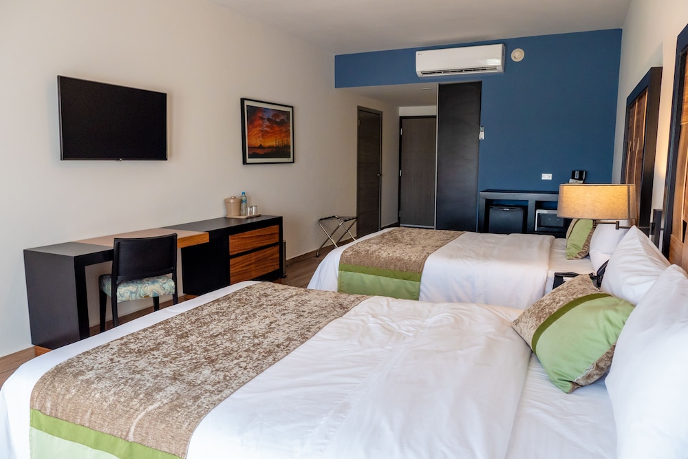 Sawari Hotel 14/61