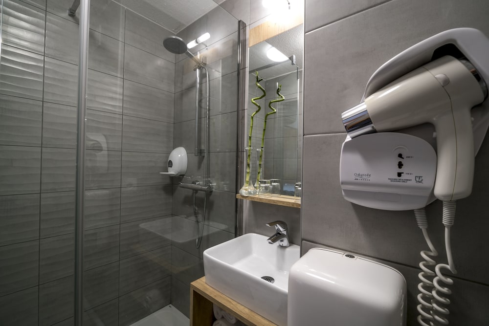 Ostal Pau Universite, Sure Hotel Collection by Best Western 13/44