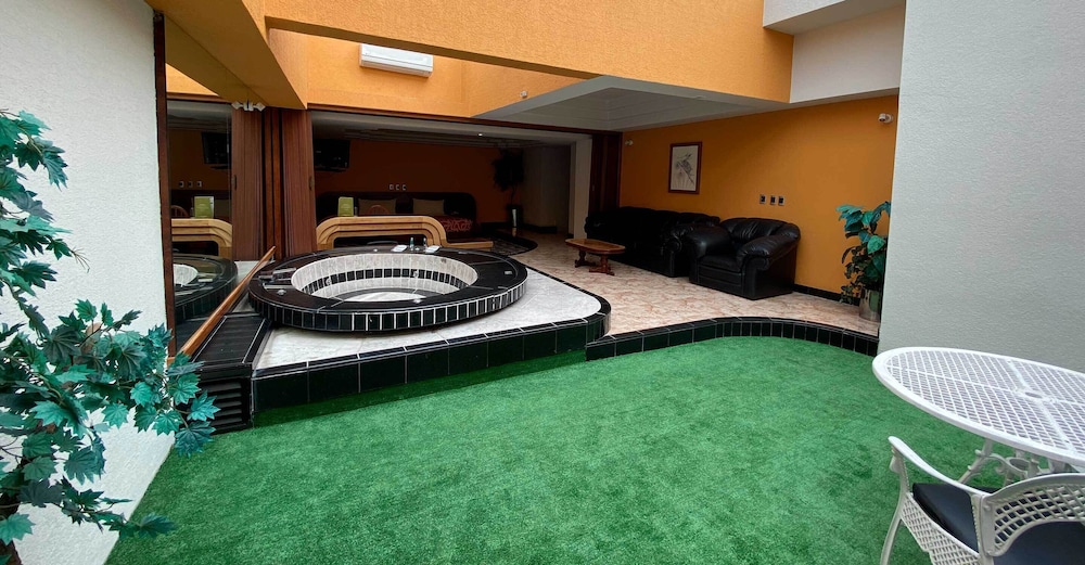 Hotel Escala Siglo XXI 42/50