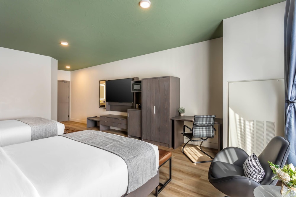 The Valor, Ascend Hotel Collection 32/55