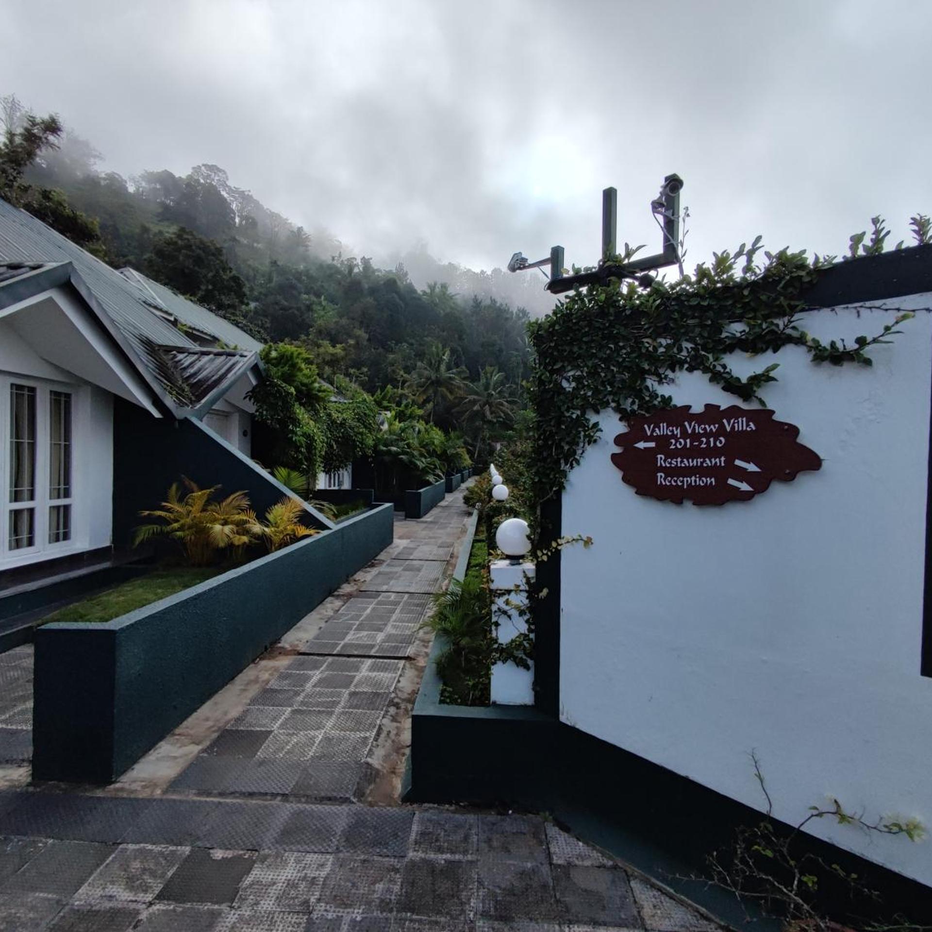 Munnar Tea Country Resort 44/47