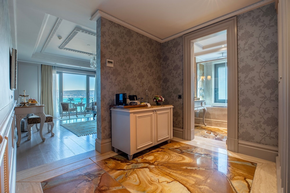 Mfb My Finest Bosphorus Hotel Tarabya 11/60
