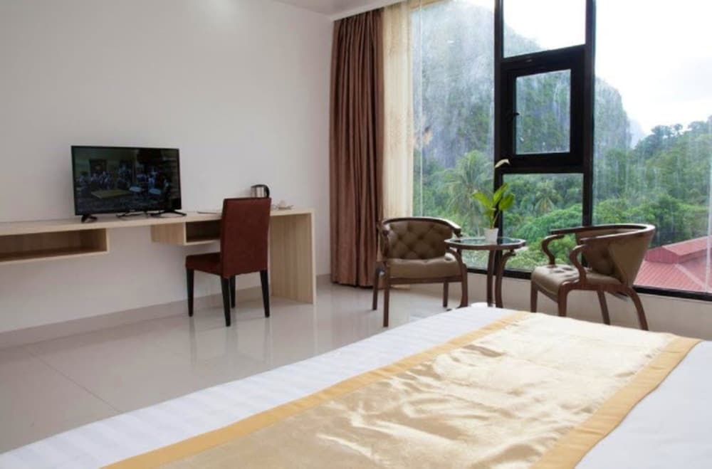 One El Nido Suite 51/96