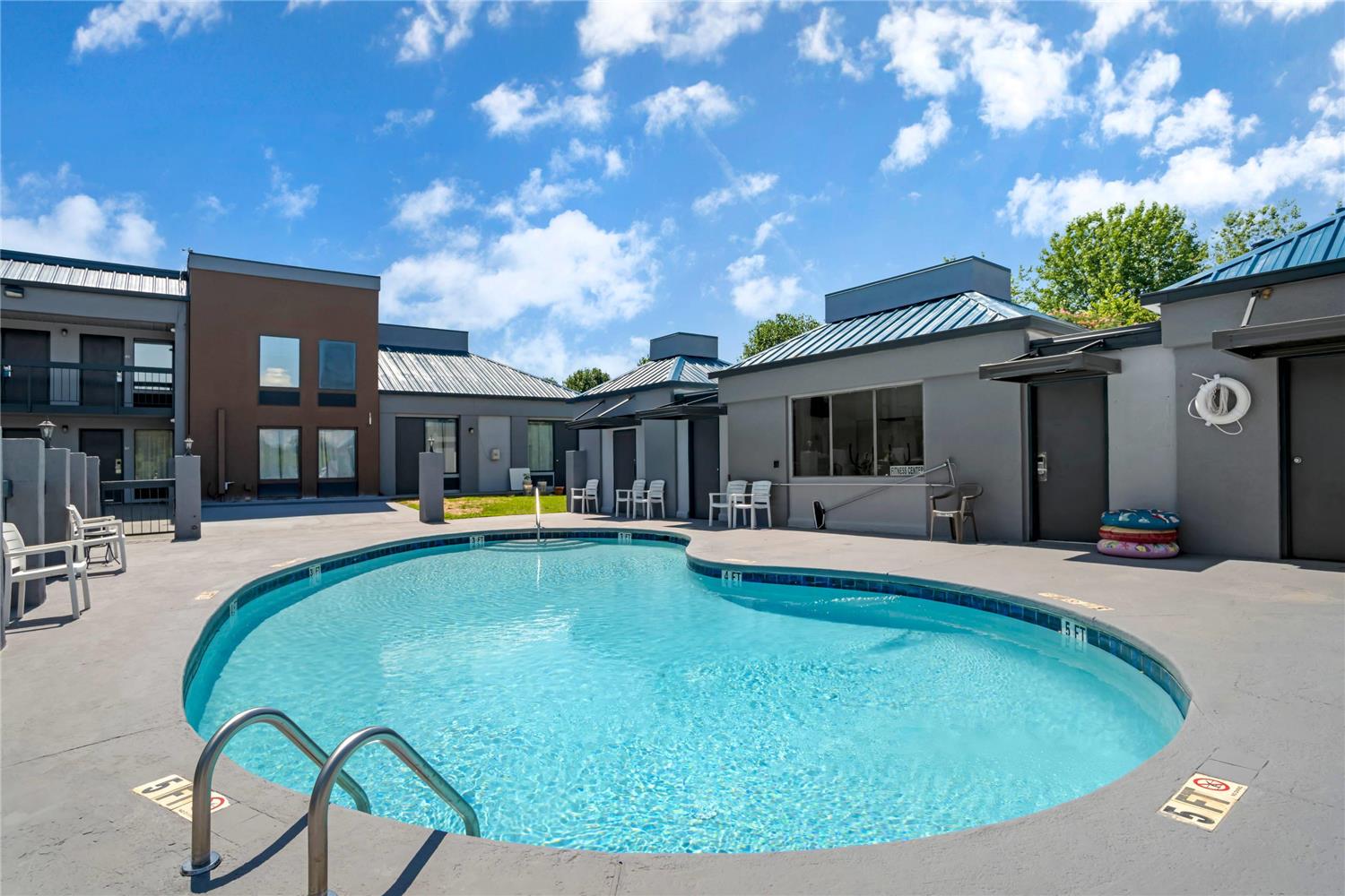 Quality Inn Simpsonville-Greenville 38/41