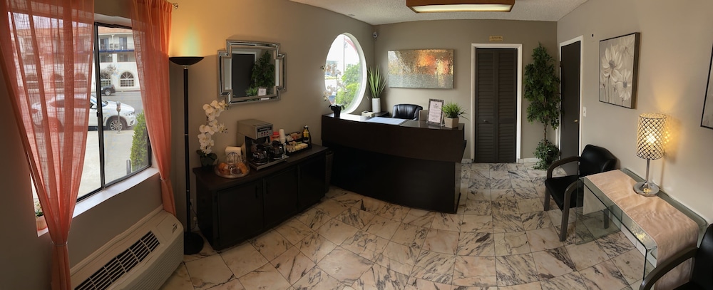 Vantage Point Inn - Woodland Hills 15/26