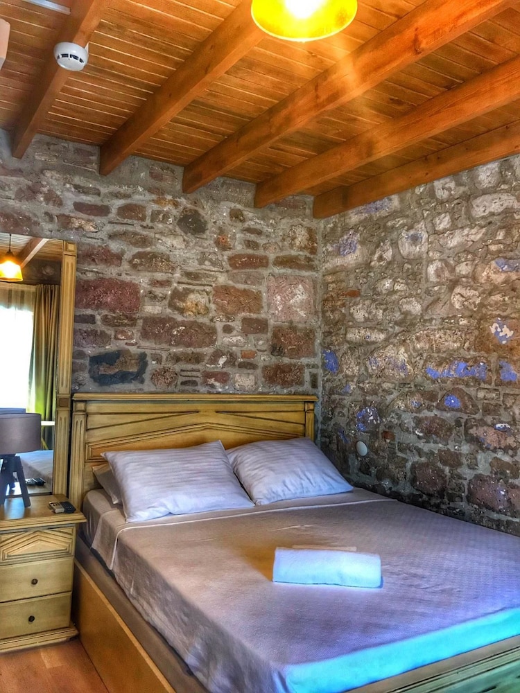 Cunda Thelara Otel 17/34