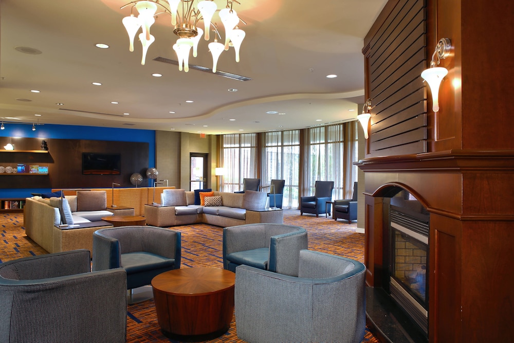 Courtyard by Marriott Hamilton 23/32