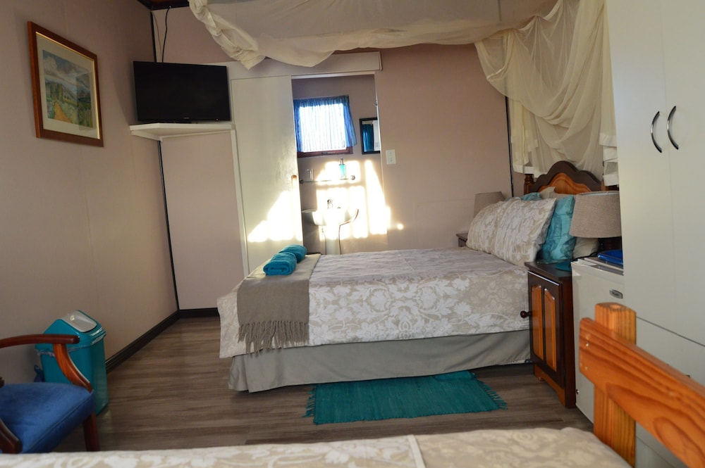 Fisherhaven Traveller s Lodge 16/50