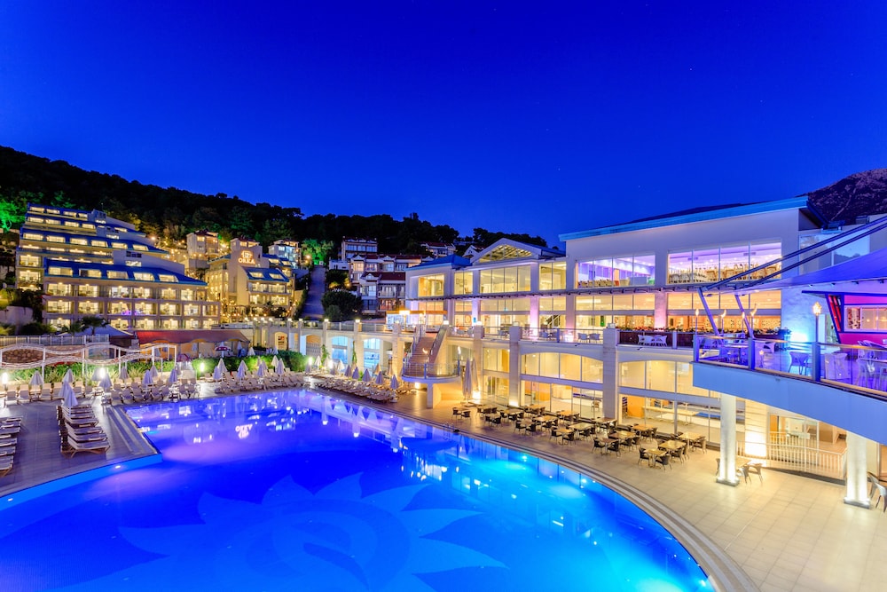Orka Sunlife Hotel Resort Aquapark 79/83